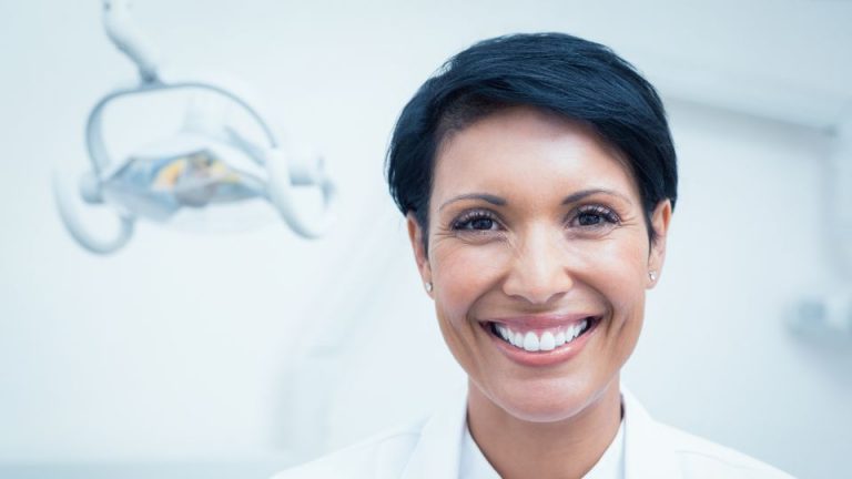 What to Look for in a North York Cosmetic Dentist