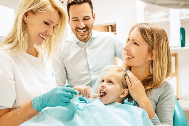 choosing the right family dentist in north york for your loved ones
