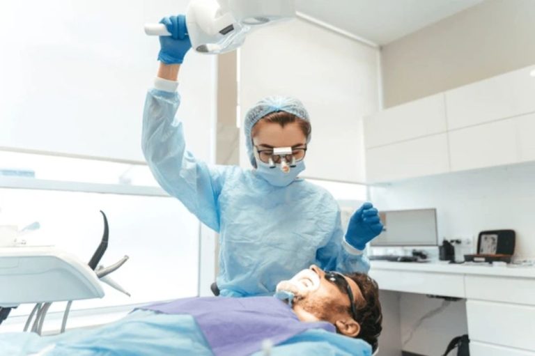 why some patients experience anxiety at the dentist and how sedation can help